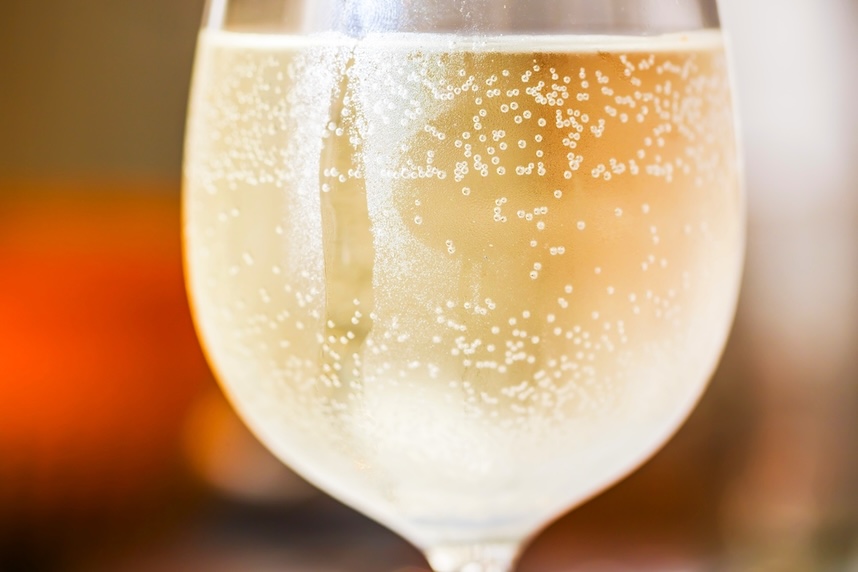 Was sind Mineralweine? Merkmale und Kombinationen